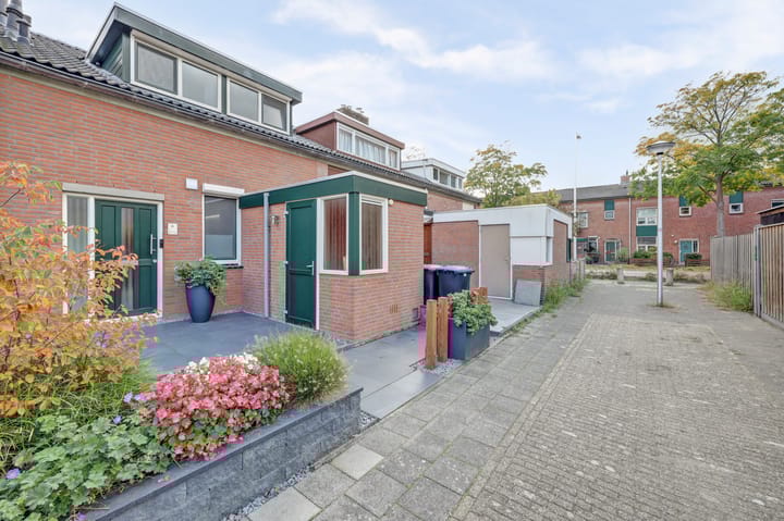 Tamusdonk 4 in Spijkenisse Foto