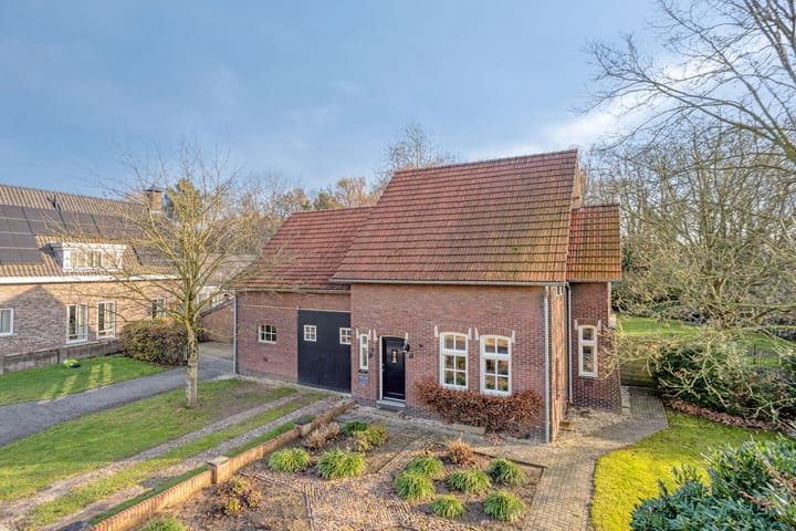 Photo of property Tangweg 15, Venlo