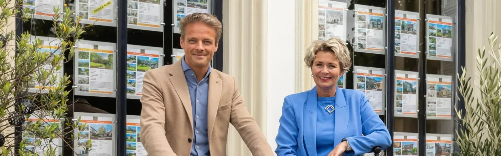 Team foto van Tanis & Akershoek Makelaardij