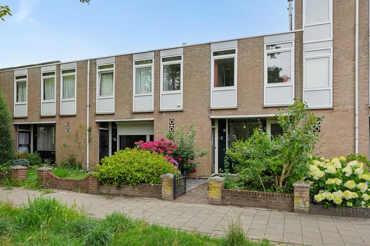 Tarbotstraat 8 in Helmond Foto