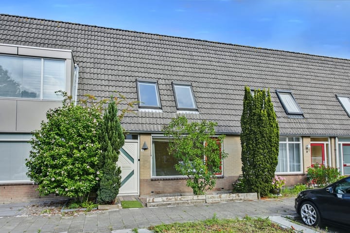 Tartinistraat 5 in Almere foto