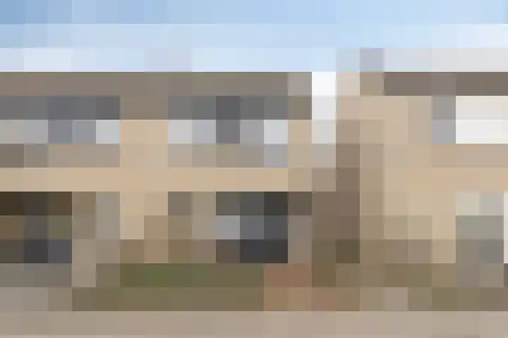 Taunus 10 Helmond thumbnail 6