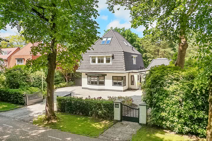 Taveernelaan 46 in Bosch en Duin Foto