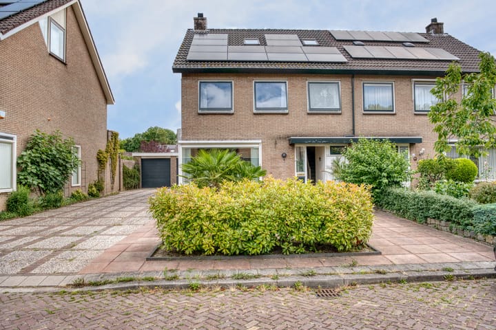 Teilingen 27 en Zwijndrecht foto