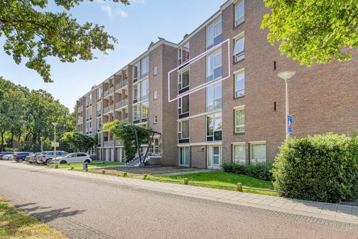 Ten Oeverstraat 134 en Zwolle foto