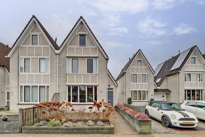 Ter Doestwei 27 in Goes foto