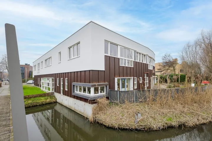 Ter Lips 135 Voorschoten