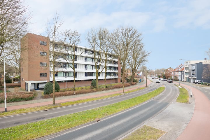 Teteringsedijk 248A in Breda photo
