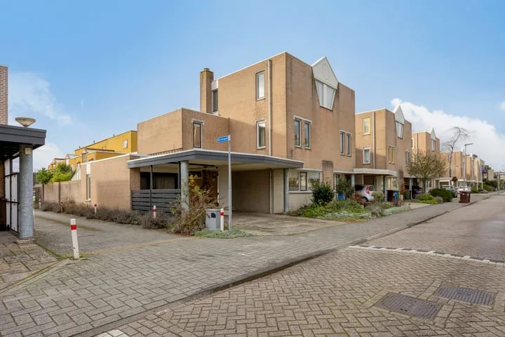 Thailandsingel 50 dans Alphen aan den Rijn