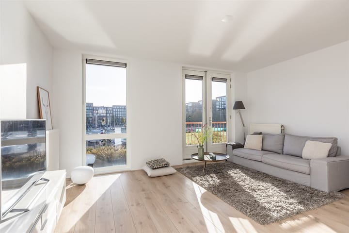 Theo Frenkelhof 96 in Amsterdam photo