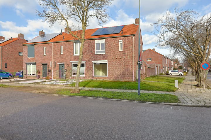 Theresiastraat 40 in Einighausen