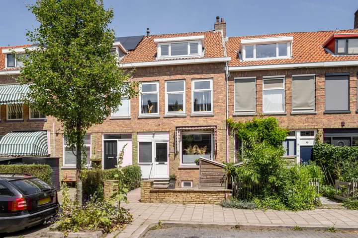 Thomas à Kempisstraat 12 in Schiedam photo