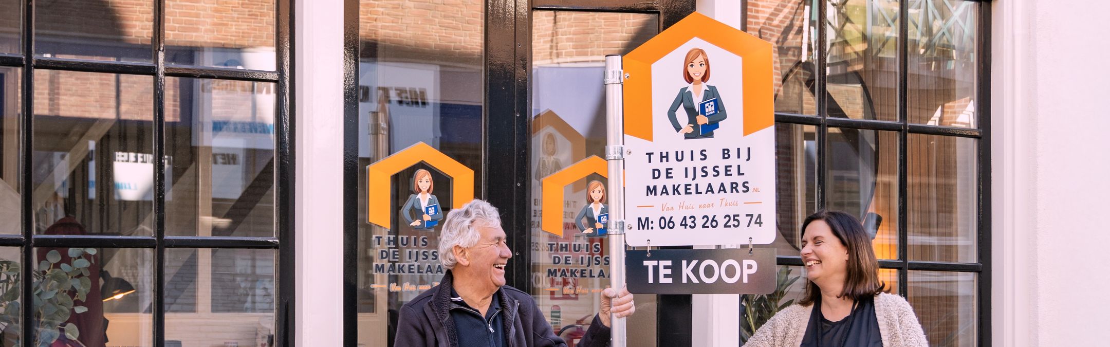 Team photo of Thuis bij de IJssel Makelaars