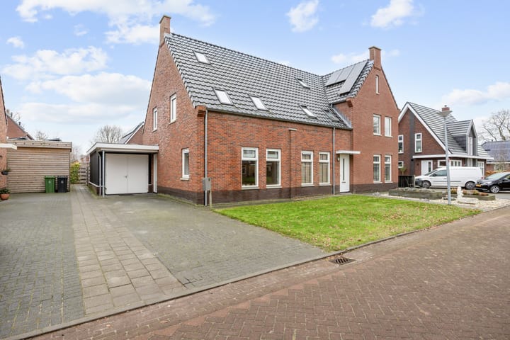 Photo of property Tiengastraat 8, Opende