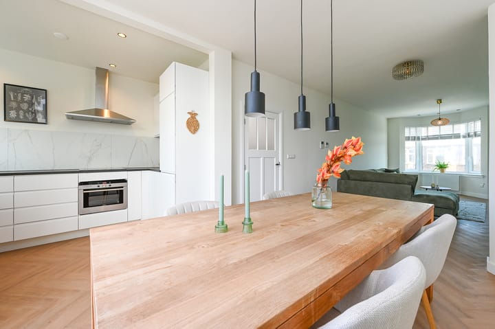 Tienhovenselaan 33 in 's-Gravenhage