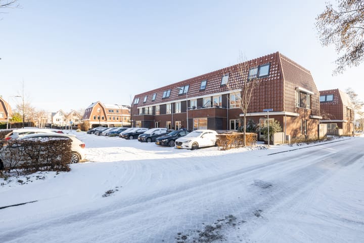 Tieratesstraat 14 dans Wateringen photo