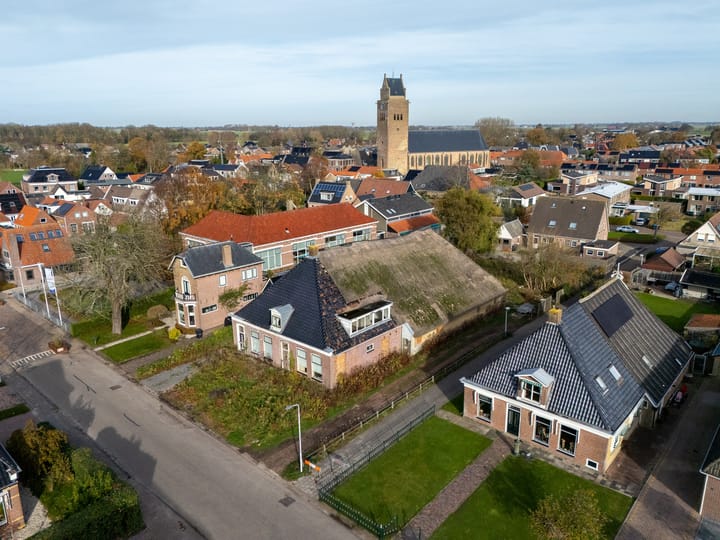 Tilledyk 15 in Minnertsga photo