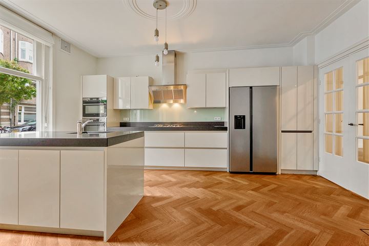 Tintorettostraat 8-H in Amsterdam foto