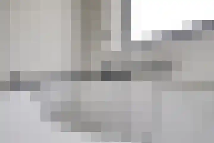 Titanium 42 Rhoon thumbnail 25