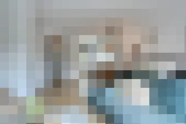 Titanium 42 Rhoon thumbnail 5