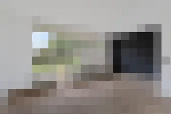 Tjalk 23 23 14 Lelystad thumbnail 4