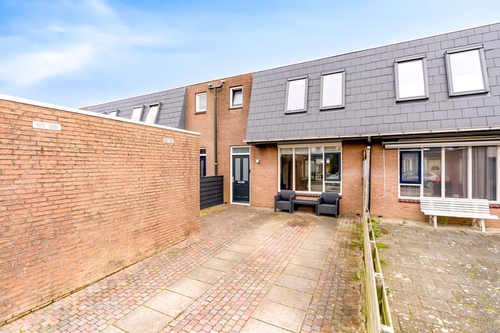 Tjalk 35 28 in Lelystad