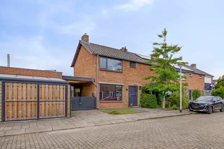 Tjerk Hiddesstraat 8 in Zutphen Foto