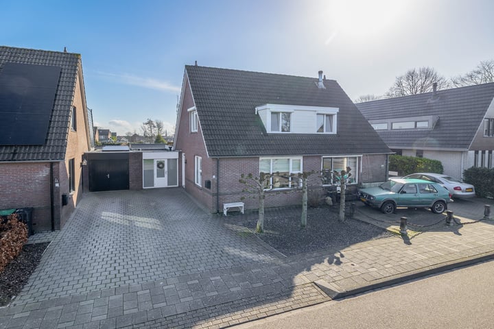 Tjeukemeerstraat 9 in Lemmer Foto