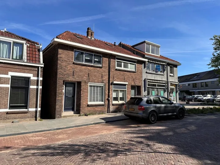 Tolstraat 2 B in Alphen aan den Rijn