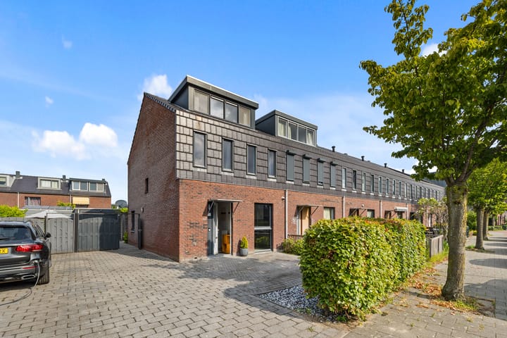 Tom Navislaan 12 in 's-Gravenhage Foto