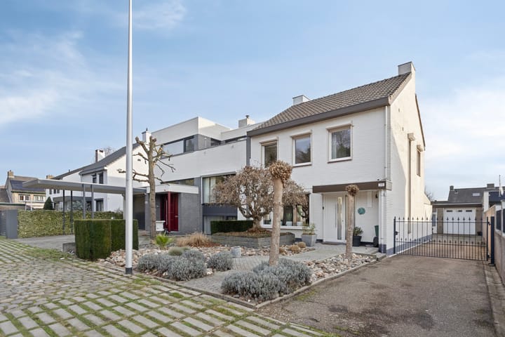 Tongerseweg 215 in Maastricht Foto