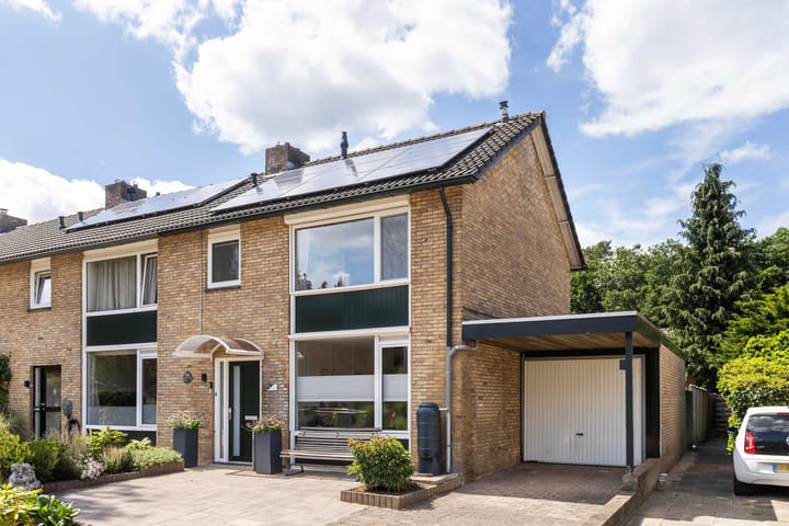 Tonissenlaan 11 in Ugchelen Foto