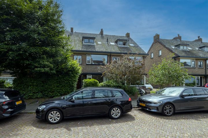 Toorenveltstraat 20 in Oegstgeest photo