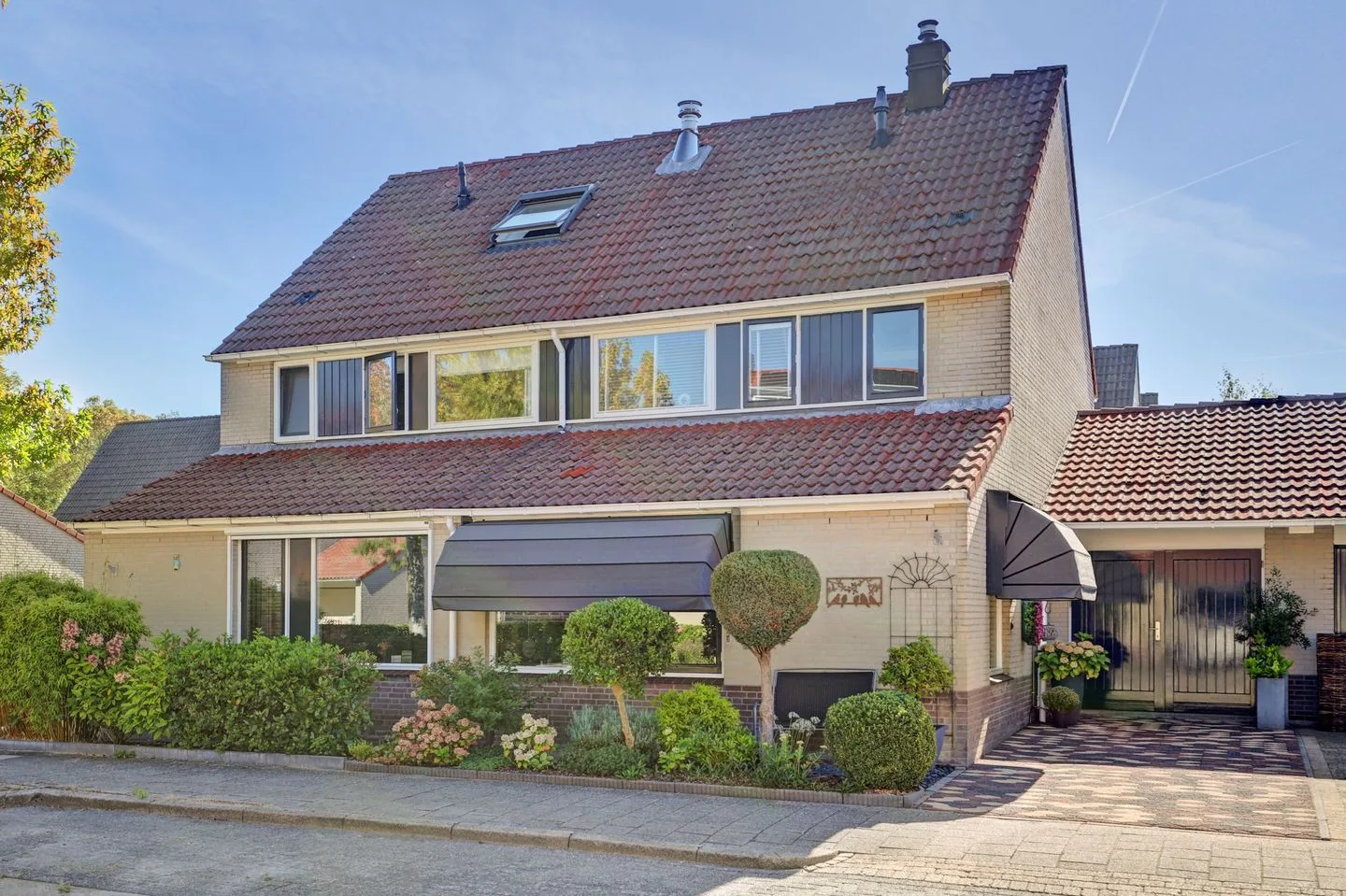 Topaas 5 in Hoorn
