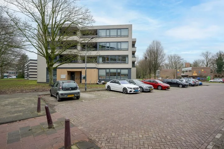 Topaaslaan 27 Leiden thumbnail 5