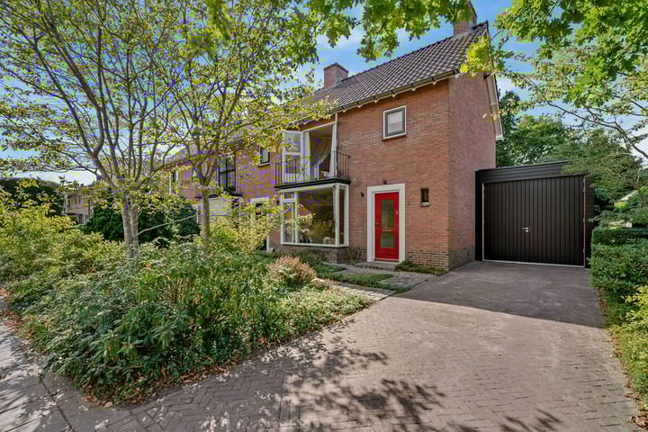 Photo of property Torenlaan 21, Putten