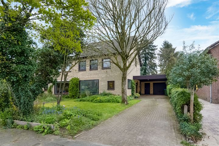 Torenlaan 5 en Heelsum foto