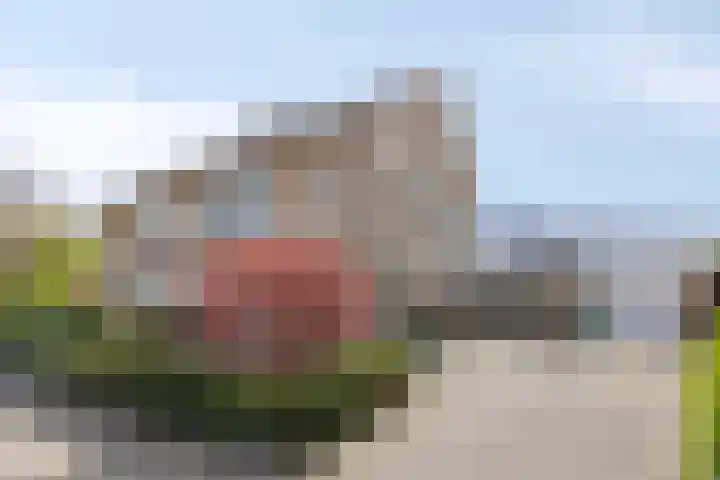 Torenstraat 16 en Vlijmen