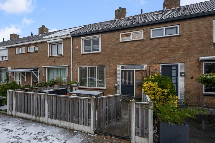 Toscanestraat 16 in Heemskerk Foto