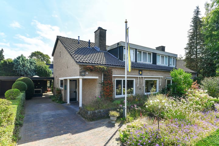 Tramstraat 44 in Velp Foto