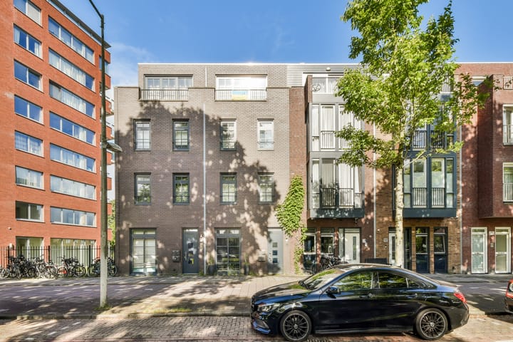 Troelstralaan 255B in Amsterdam