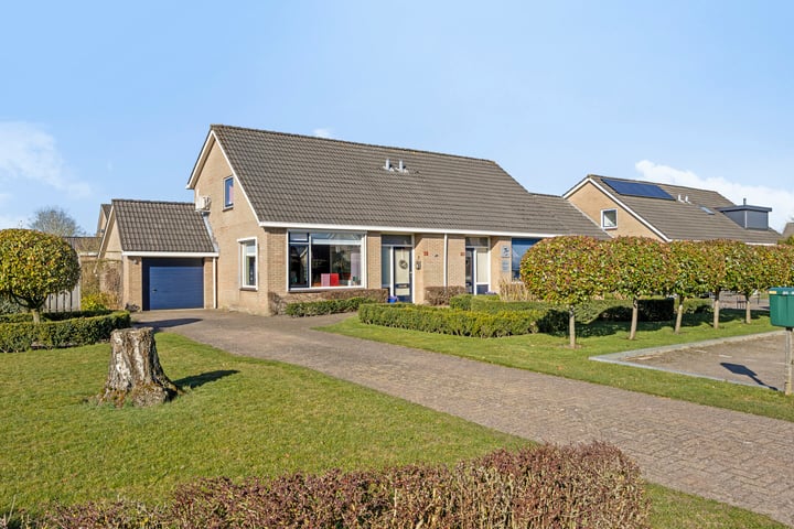 Troelstrastraat 12 in Veenoord Foto