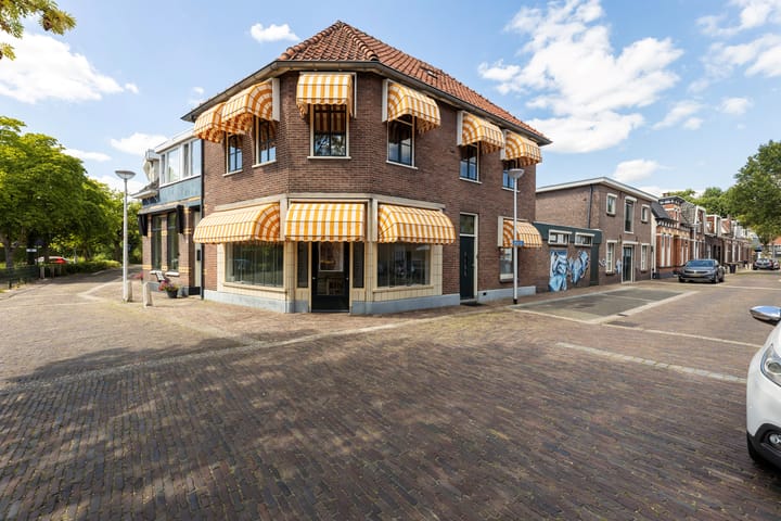 Trompstraat 2 in Almelo foto