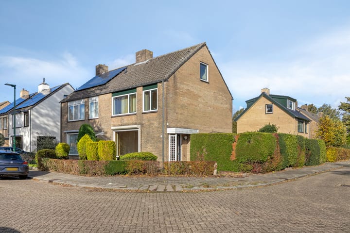 Trompstraat 40 dans Dongen photo