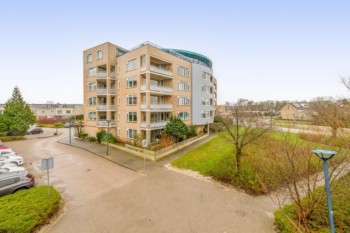 Tsjaikovskistraat 100 in Capelle aan den IJssel Foto