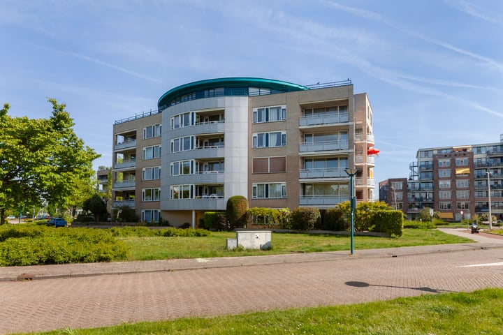 Tsjaikovskistraat 66 in Capelle aan den IJssel foto