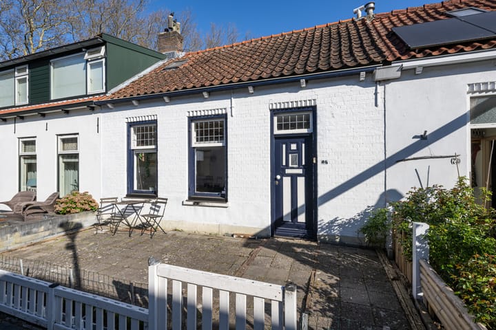 Tuinstraat 80 en Dirksland foto