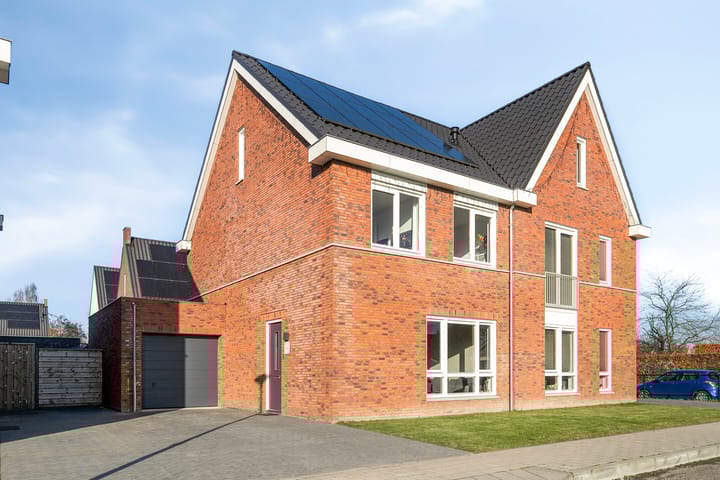 Photo of property Tuinveld 13, Bergeijk