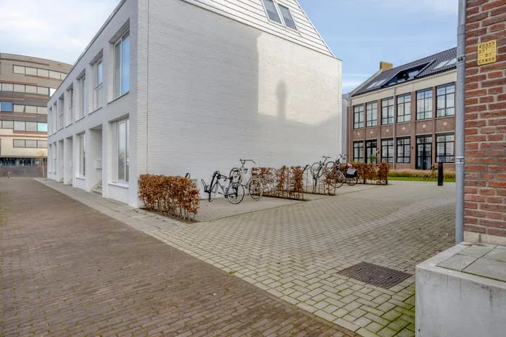 Turfberg 77 Roosendaal thumbnail 16