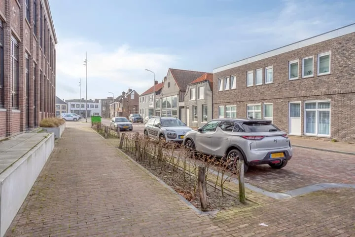 Turfberg 77 Roosendaal thumbnail 18